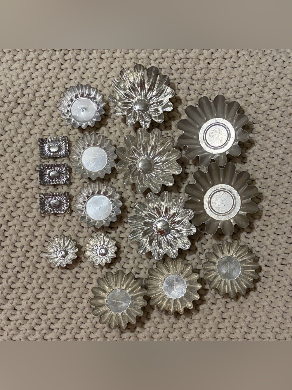 Vintage Fluted Tin 16 Lot Sweden Germany England Candy Chocolate Molds  Assorted